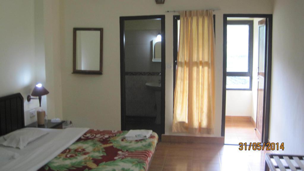 Poopada Hotel Munnar Kamer foto